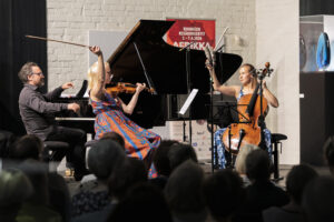Lennokas pianotrio 2026